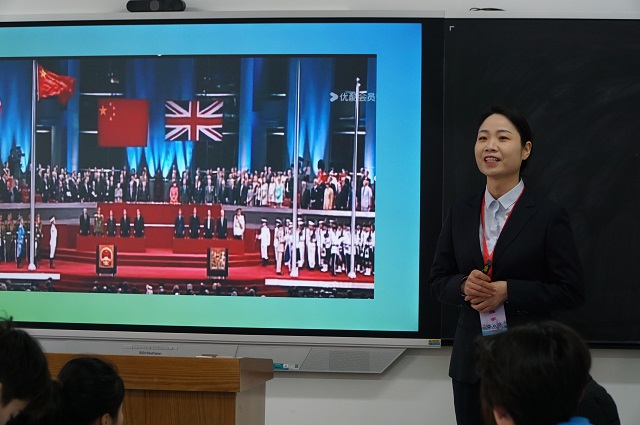 1735781856469263.jpg 我校教师赵荣荣作课程思政展示.jpg