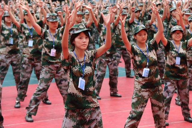 1756456781367773.jpg 6811902b39bbf3261f8b6d5ad29d4f83.jpg