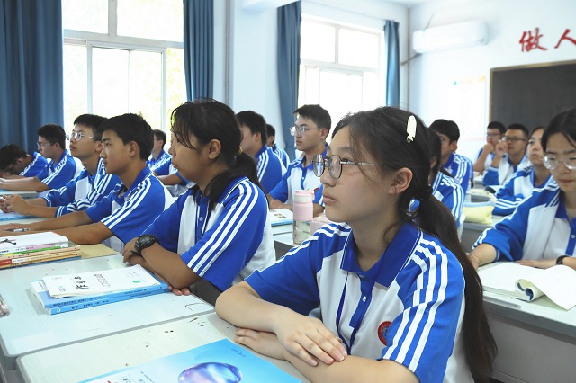 1756888709727149.jpg 9d80022a3dc947cff5e8b11c22af2018.jpg